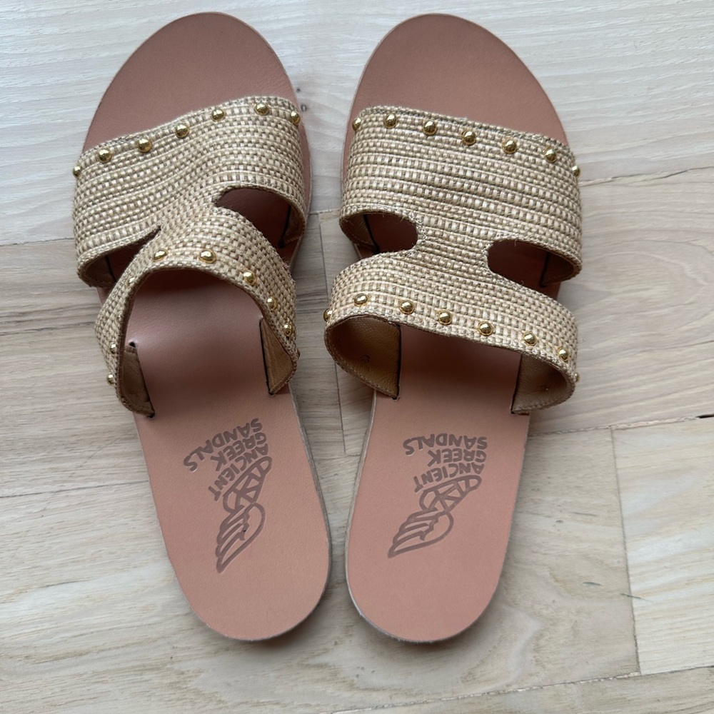 Woven Raffia Sandals - Picture 5 of 6